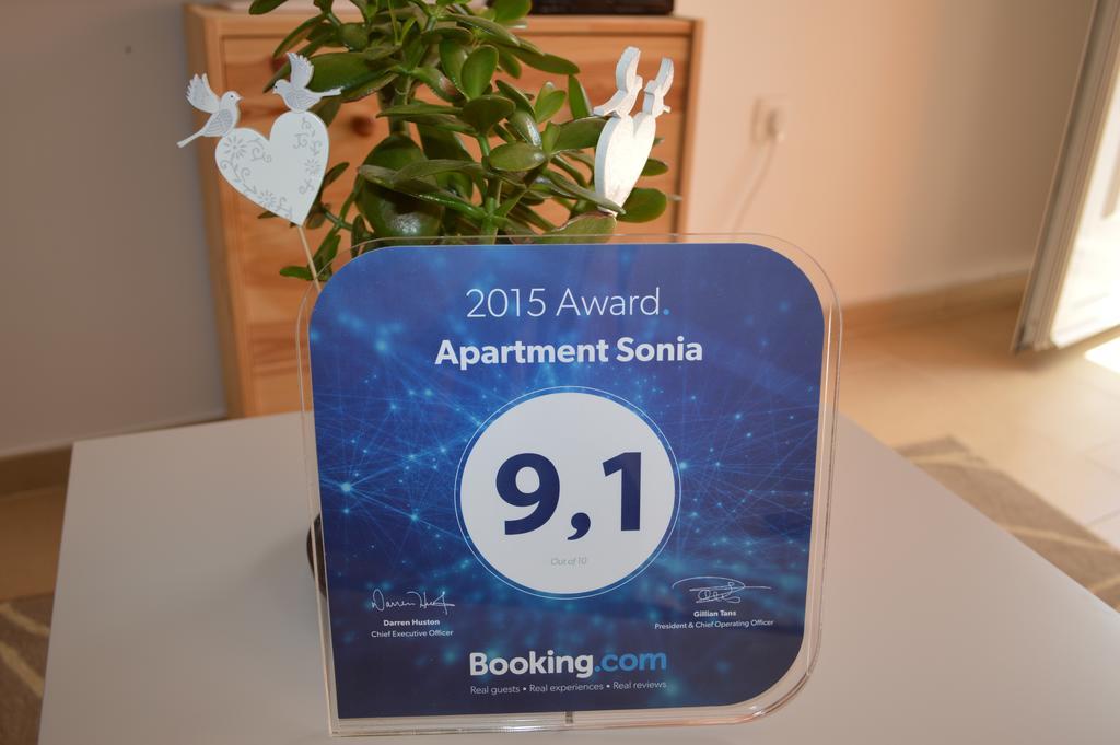Apartment Sonia Icici Exterior photo